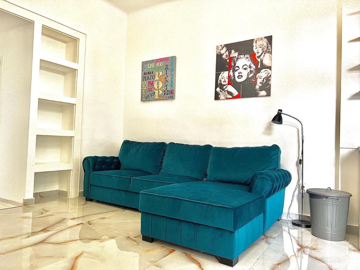 L8 Guesthouse บูดาเปสต์ ภายนอก รูปภาพ