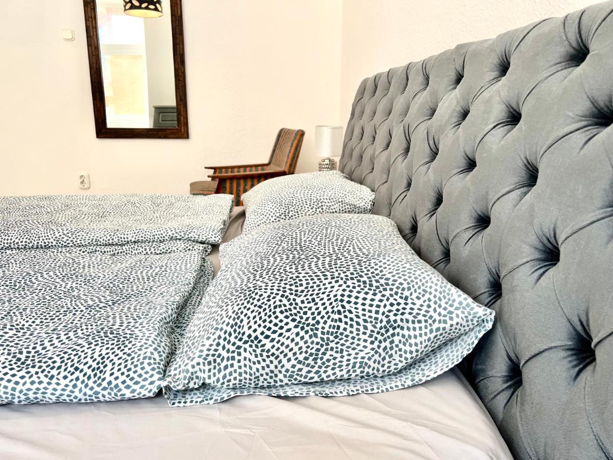 L8 Guesthouse บูดาเปสต์ ภายนอก รูปภาพ